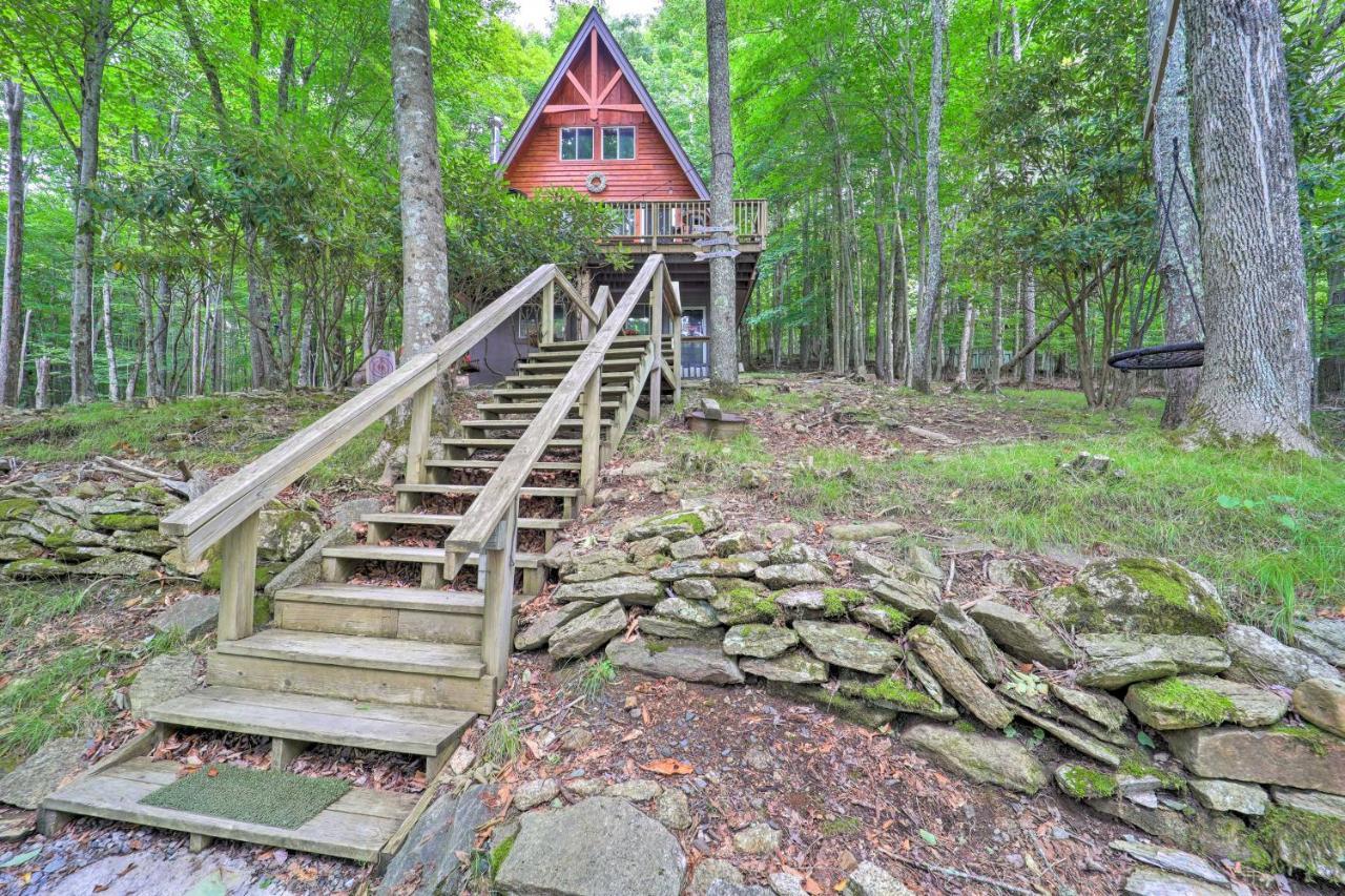 A-Frame Cabin With Hot Tub 1 Mi To Beech Mountain! Εξωτερικό φωτογραφία