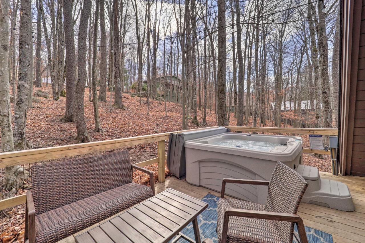 A-Frame Cabin With Hot Tub 1 Mi To Beech Mountain! Εξωτερικό φωτογραφία