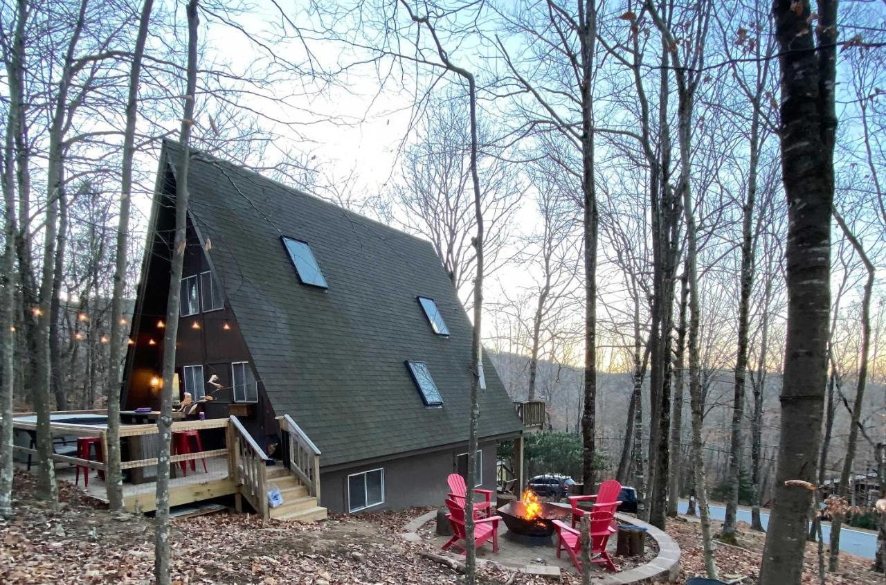 A-Frame Cabin With Hot Tub 1 Mi To Beech Mountain! Εξωτερικό φωτογραφία