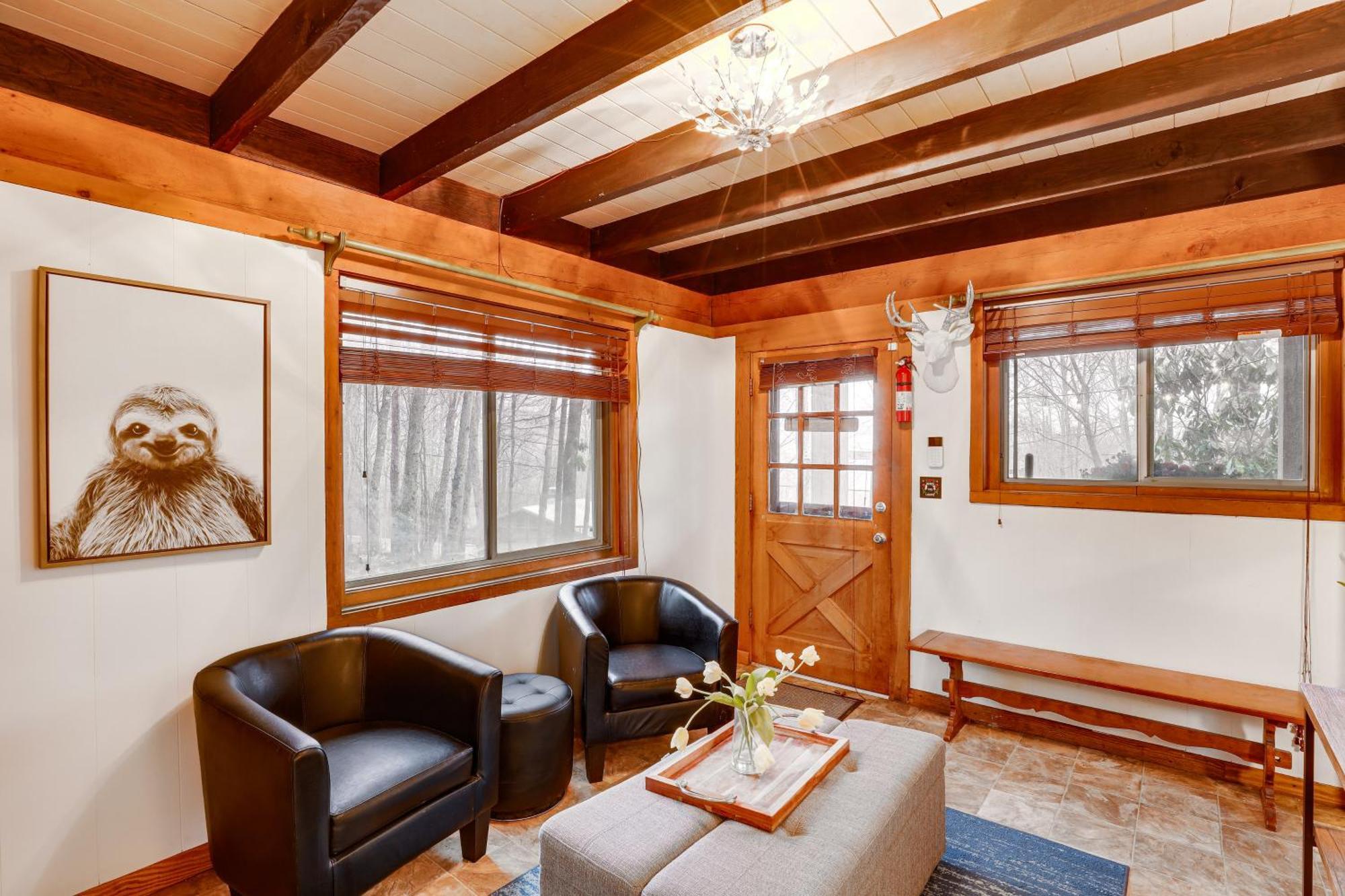 A-Frame Cabin With Hot Tub 1 Mi To Beech Mountain! Εξωτερικό φωτογραφία